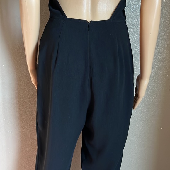 GUESS TUX HALTER BLACK &WHITE JUMPSUIT Sz 4 - Picture 10 of 16